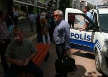 GAZETECİYE ÇİRKİN SALDIRI