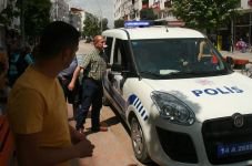 GAZETECİYE ÇİRKİN SALDIRI