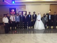GENÇ ÇİFTE MUTLULUKLAR DİLİYORUZ