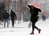 GÜNE BEMBEYAZ UYANDIK