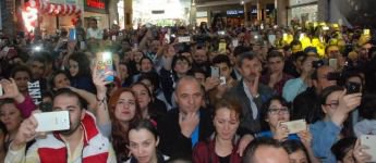 HİGHWAY'DE HADİSE İZDİHAMI....