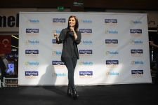 HİGHWAY'DE İREM DERİCİ COŞKUSU