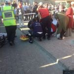 KAMYON OTOBÜS DURAĞINA DALDI