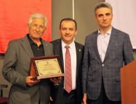 KIZILAY'DAN ESKİ VE YENİ YÖNETİCİLERE VEFA