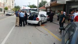 MAHALLEDE ZİNCİRLEME TRAFİK KAZASI