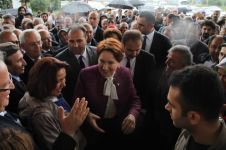 MERAL AKŞENER BOLU'DA HALKA SESLENDİ
