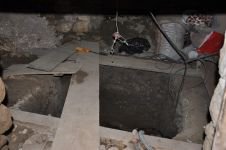 MUHTARIN EVİNİN BAHÇESİNE DEFİNE BASKINI