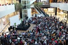 14 BURDA AVM'DE NİHAT HATİPOĞLU İZDİHAMI...