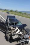 OTOMOBİL KAĞIT GİBİ EZİLDİ