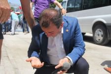 POLİS CHP'Lİ GRUBA MÜDAHALE ETTİ