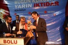 SİNAN OĞAN BOLU'DA MORAL BULDU...