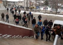 SÖZDE ÖĞRETMEN, UTANMAZ....