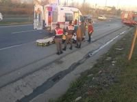 TAKLA ATAN OTOMOBİLDEN YOLA SAVRULDULAR