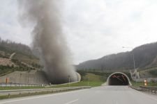 TÜNELDE KORKUTAN YANGIN