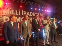 UĞUR IŞILAK BİNLERCE KİŞİYİ ÇOŞTURDU