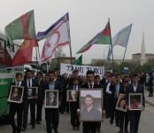 ÜLKÜCÜLERDEN AİBÜ'DE GÖVDE GÖSTERİSİ