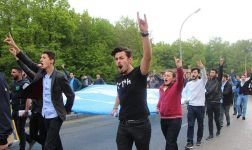 ÜLKÜCÜLERDEN AİBÜ'DE GÖVDE GÖSTERİSİ