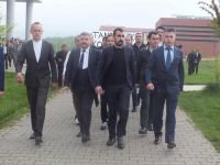 ÜLKÜCÜLERDEN AİBÜ'DE GÖVDE GÖSTERİSİ