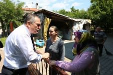 YAŞLI ADAMDAN YILMAZ'A ÖVGÜ DOLU SÖZLER