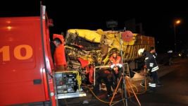 ZİNCİRLEME TRAFİK KAZASINDA 7 KİŞİ YARALANDI