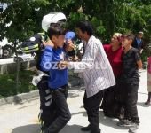 11 YAŞINDAKİ SÜRÜCÜ ORTALIĞI BİRBİRİNE KATTI