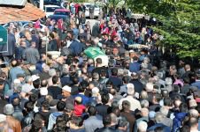 22 YAŞINDAKİ GENÇ GÖZYAŞLARIYLA TOPRAĞA VERİLDİ