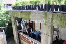 ANNE VE BABANIN YÜREK YAKAN FERYADI