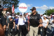 ADALET YÜRÜYÜŞÜNÜ PROTESTO ETTİ