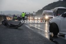 ARAÇ TAKLA ATARAK TERS DÖNDÜ