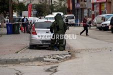 ÇEVİK KUVVET ÖNÜNDE ŞÜPHELİ PAKET ALARMI