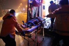 DAKİKALARCA AMBULANSI BEKLEDİ