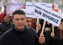 ERKEKLERDEN KADINLARA DESTEK