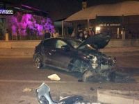 FECİ KAZADA ARAÇLAR HURDAYA DÖNDÜ
