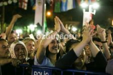 FERHAT GÖÇER'DEN MUHTEŞEM KONSER