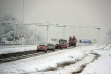 GECE GÜNDÜZ ÇALIŞIYORLAR