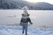 GÖLCÜK GÖLÜ BUZ TUTTU...