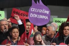 GÖLCÜK İÇİN EYLEM YAPTILAR