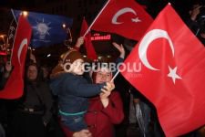 REFERANDUM ZAFERİNE HAVAİ FİŞEKLİ KUTLAMA