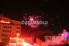 REFERANDUM ZAFERİNE HAVAİ FİŞEKLİ KUTLAMA