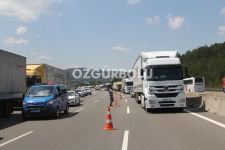 KAMYON TIR ARKADAN ÇARPTI, SÜRÜCÜ HAYATINI KAYBETTİ