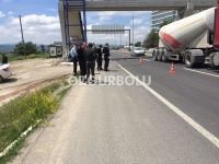KAMYONETİN KASASINDAN ATLAYARAK İNTİHAR ETTİ