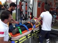 KARŞIYA GEÇERKEN KAMYONUN ALTINDA KALDI