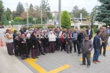 KÖYLÜLER VALİ'NİN KAPISINA DAYANDI