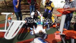 LİSE ÖĞRENCİLERİ BİRBİRİNE GİRDİ