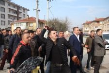 MERAL AKŞENER'İ PROTESTO ETTİLER