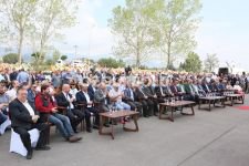 MUHTEŞEM OTELE GÖRKEMLİ AÇILIŞ