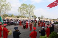 MUHTEŞEM OTELE GÖRKEMLİ AÇILIŞ