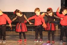 NAFİZE BAYSAL'DAN MUHTEŞEM ÇOCUK ŞENLİĞİ