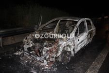 OTOMOBİL ALEV ALEV YANDI