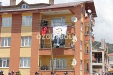 RABİA İŞARETİ YAPARAK KARŞILADILAR
